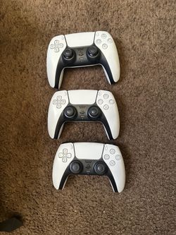 PlayStation 5 controller