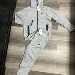 Nike Sportswear Tech Fleece 