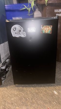 Mini fridge