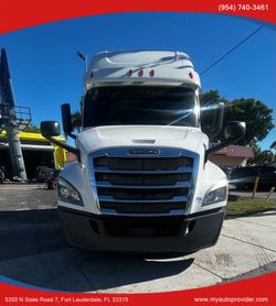 2020 Freightliner Cascadia