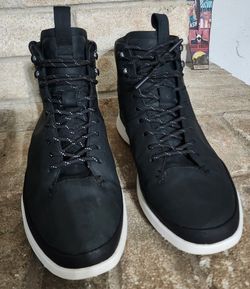 Wolf and Shepherd Crossover Hiker WTZ Boots 