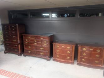 Set of 4 Dressers with glass tops