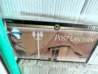 Outdoor Post Light / Lantern (white)