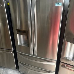 DM for delivery Kenmore Refrigerator Fridge Icemaker inside