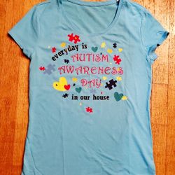 Autism Awareness T-shirt (M)