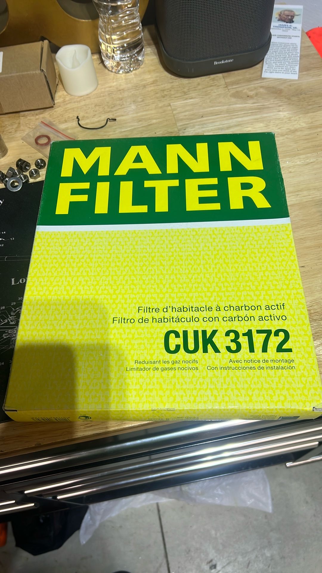 Mann Filter CUK 3172 Automotive Cabin Air Filter with Activated Carbon, Car & Truck Passenger Compartment OEM Filter Replacement for Mercedes Benz: E3