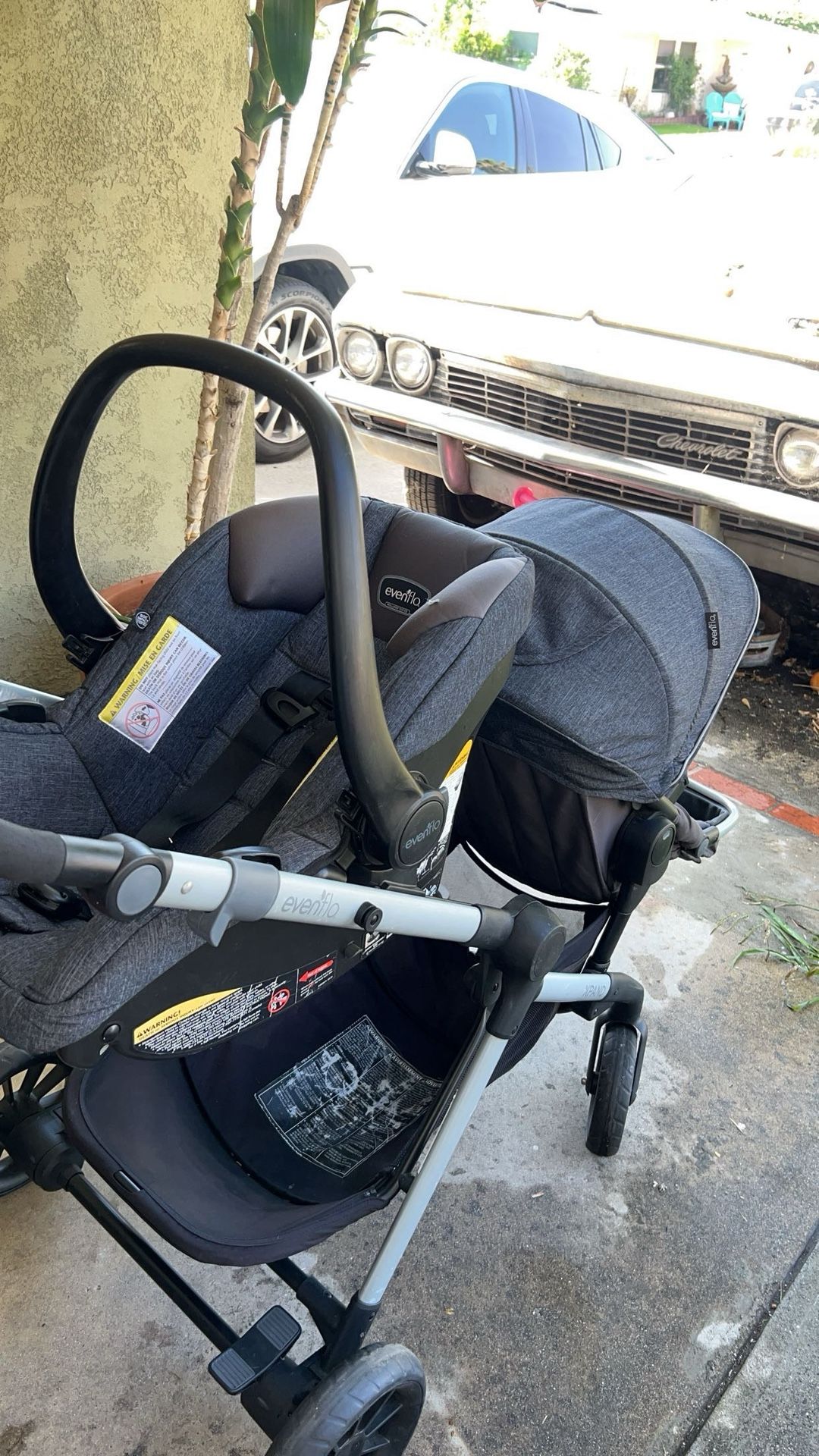 Even Flo Double Stroller