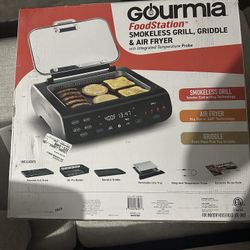 Gourmia Smokeless Grill Air Fryer 
