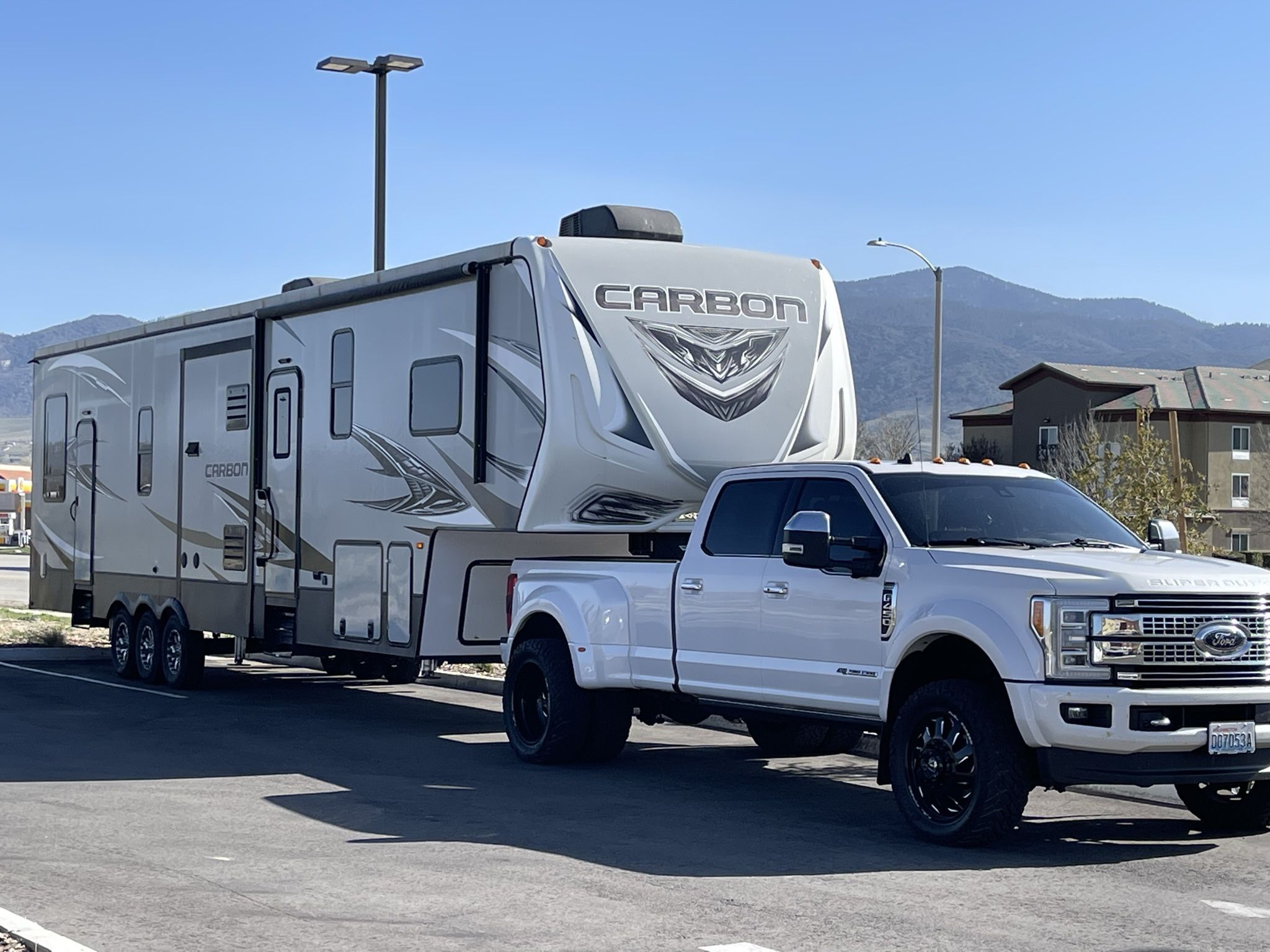 2018 Keystone Carbon 417 Toy Hauler