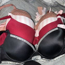 Victoria Secret’s women’s brass 36C (4)