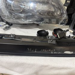 2015-2023 chrysler 300 headlight 