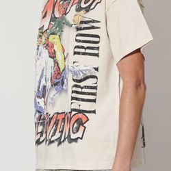 Brand: FIRST ROW STREET STYLE FASHION TSHIRT. Size: M