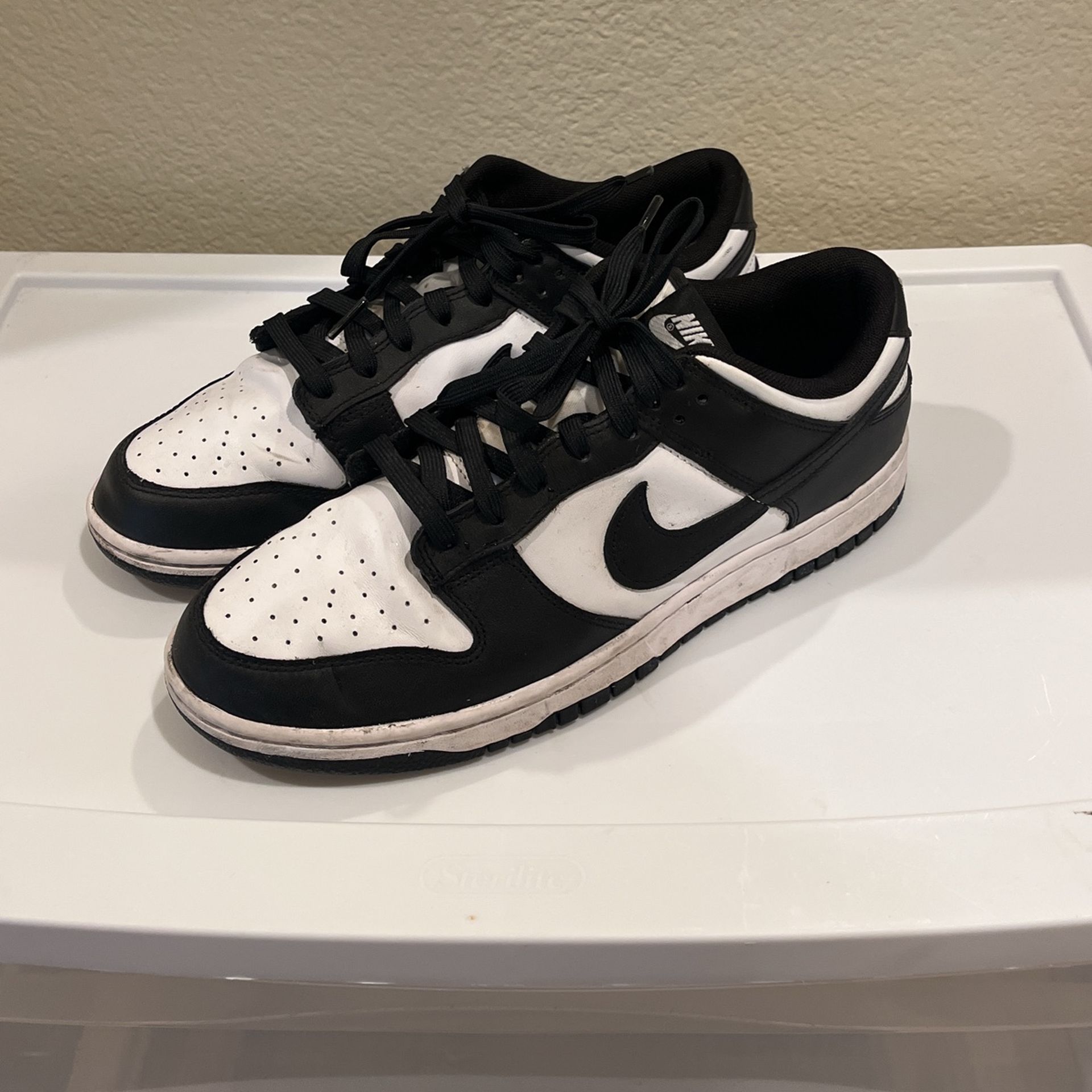 Panda Nike Dunks