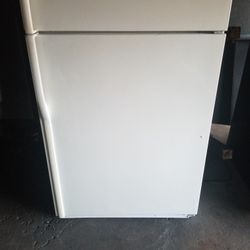 Refrigerator Kenmore 33x 30x66