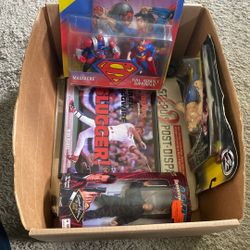 Box Of Collectibles/Cards 