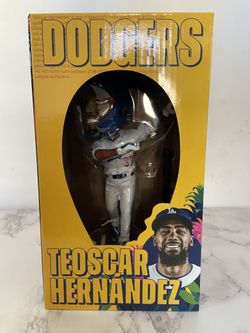 TEOSCAR HERNANDEZ Bobble Heads