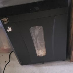 Paper Shredder