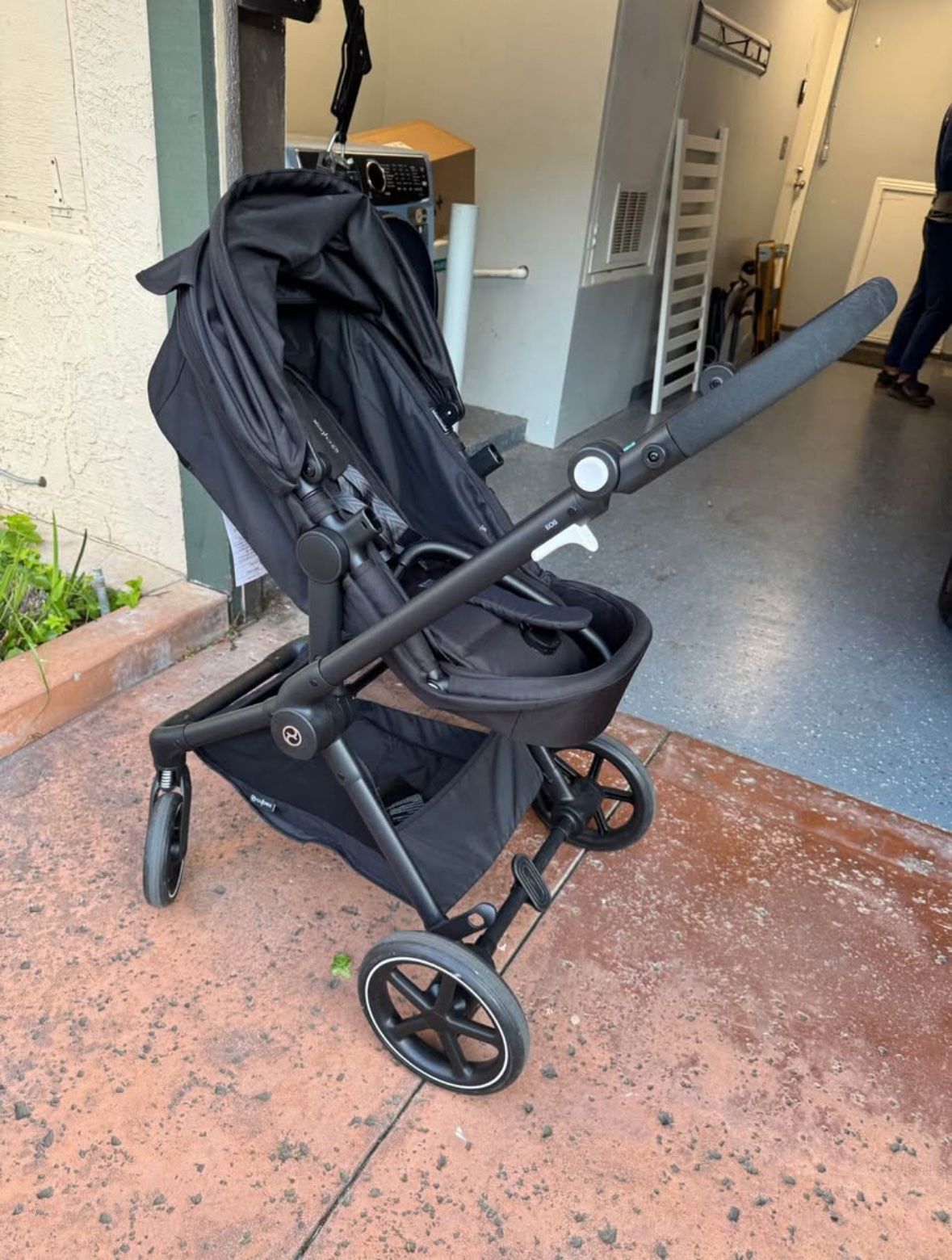 Cybex EOS 2-in-1 Stroller - Bassinet Stroller Converts to Toddler Stroller