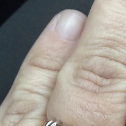 14k Gold Diamond Ring 