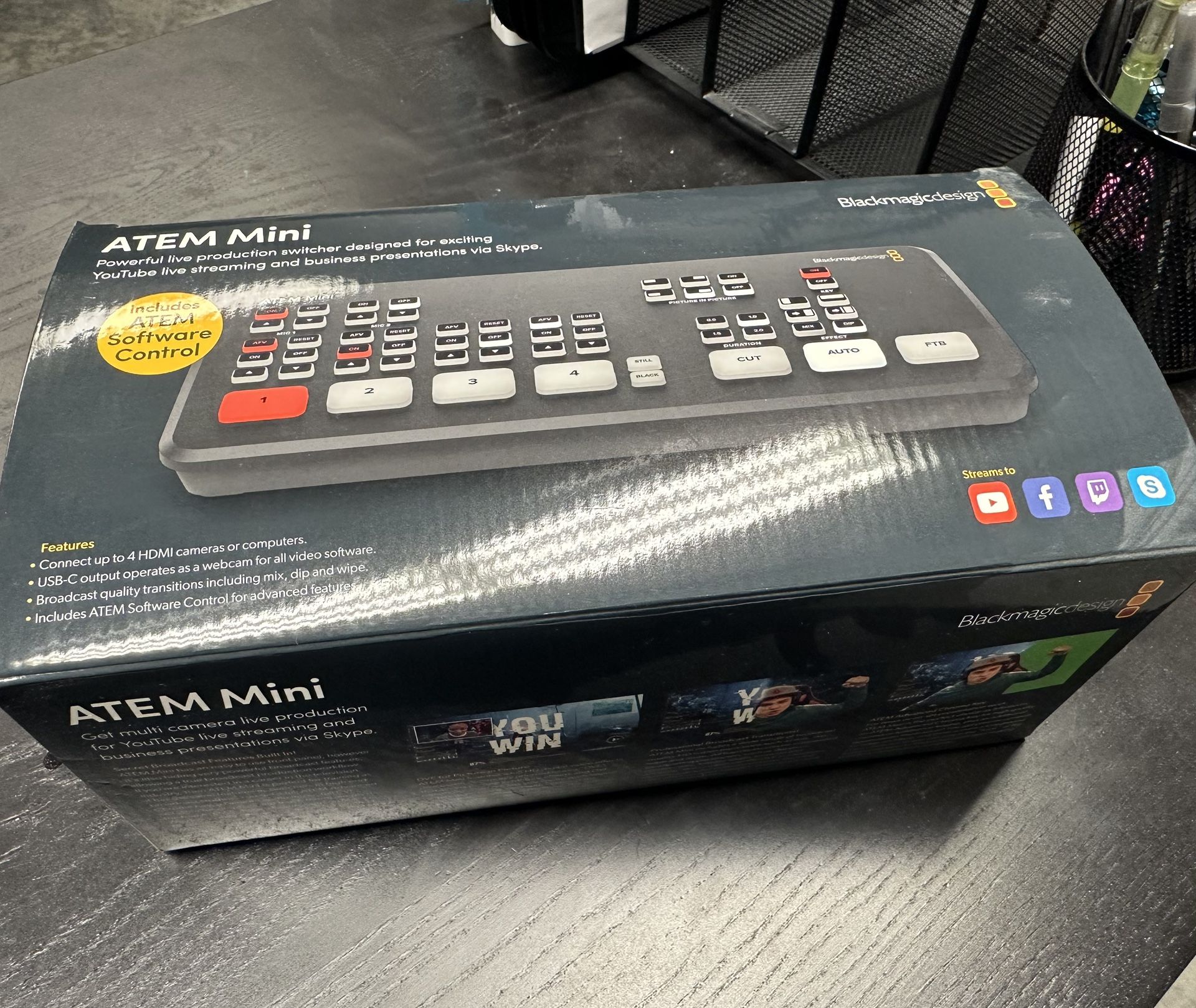 Blackmagic ATEM Mini Production streamer