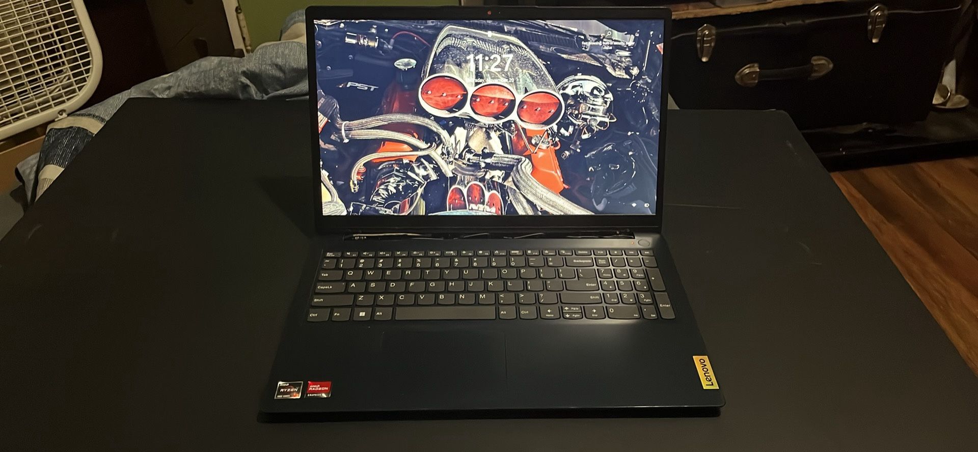 Lenovo Ideapad 1 Slim 15.6”