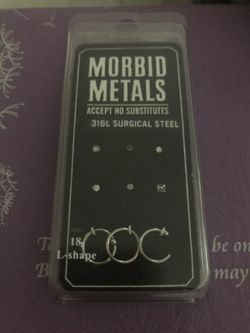 BRAND NEW HOT TOPIC SURGICAL STEEL 18g
