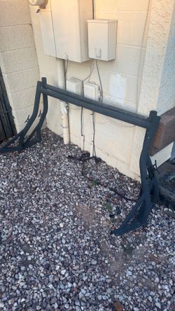 Universal Non-drilling ladder rack.