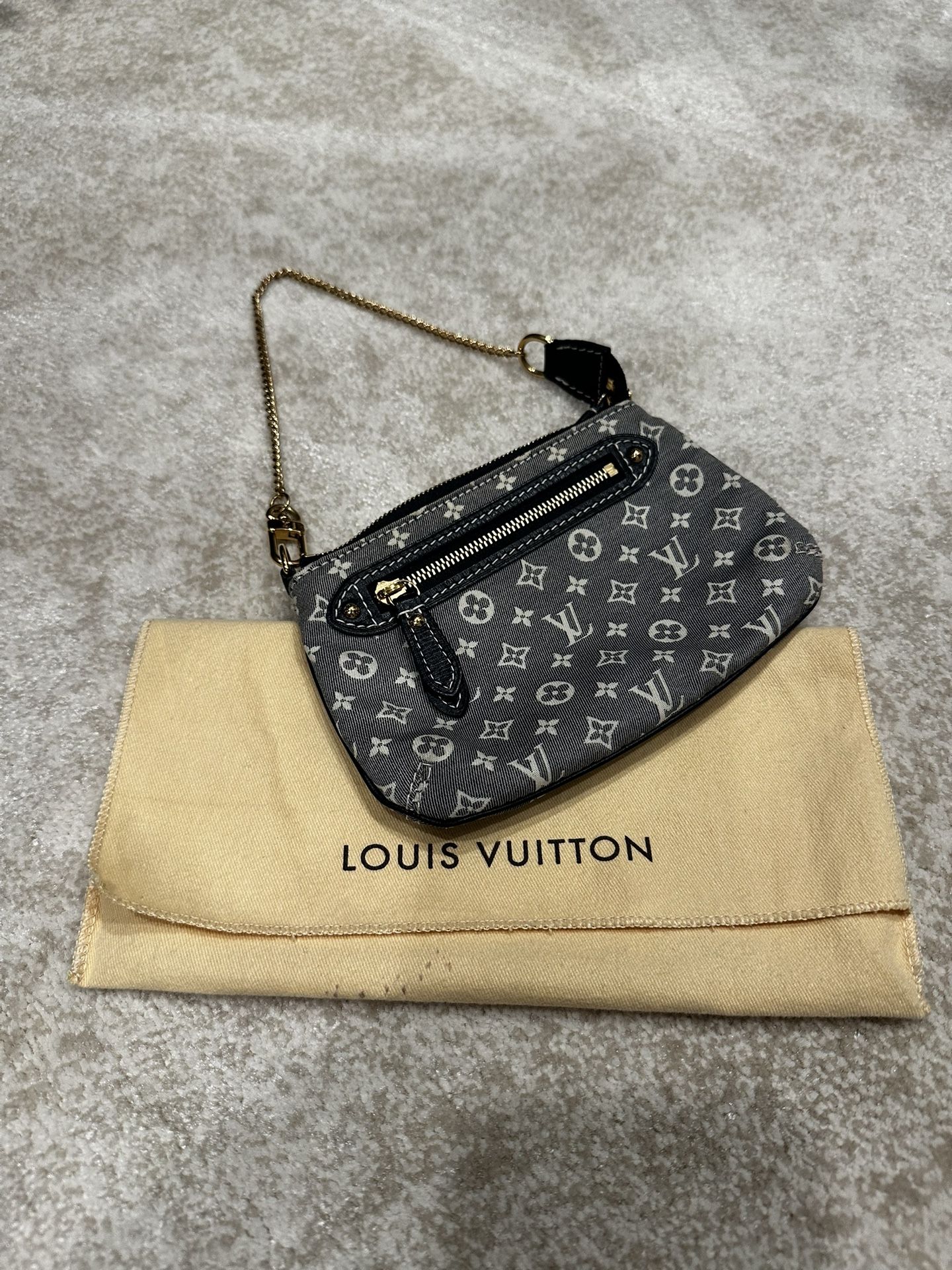 Louis Vuitton Monogram Purse