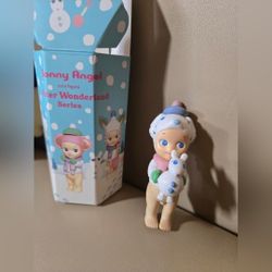 Sonny Angel Winter Wonderland Dalmatian Robby holding snow toy decor