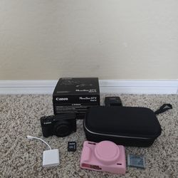 Canon G7 X Mark III Digital Camera + Extras!