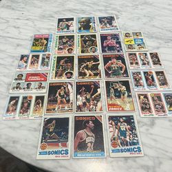 Vintage Seattle Supersonics Basketball Card Lot