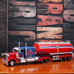 Mental truck decor