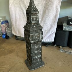 Big Ben Replica Statue