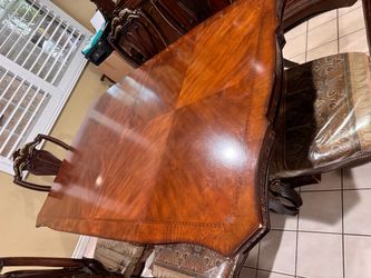 Dining table with 8 chairs