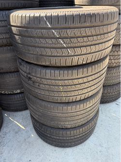 275/45r20 Pirelli tires en Excelentes Conditiones de las 4