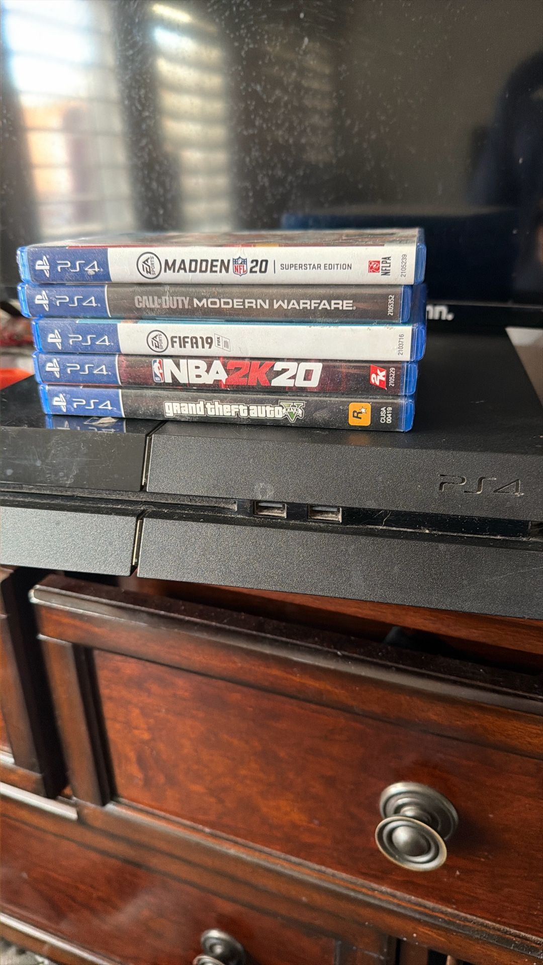 PS4