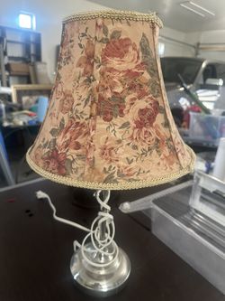 Table / Nightstand Lamp