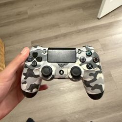 PlayStation 4 Controller 