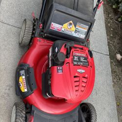 Push Mower Troy Bilt 6.75hp.  190cc.  160$$