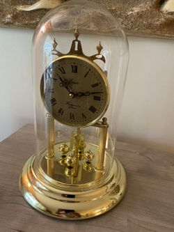 ELGIN GLASS DOME ANNIVERSARY CLOCK