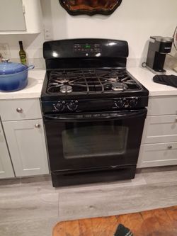 GE Black Gas Range Freestanding Stove