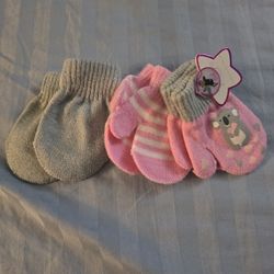 New baby mittens, fits like 2-3 years old