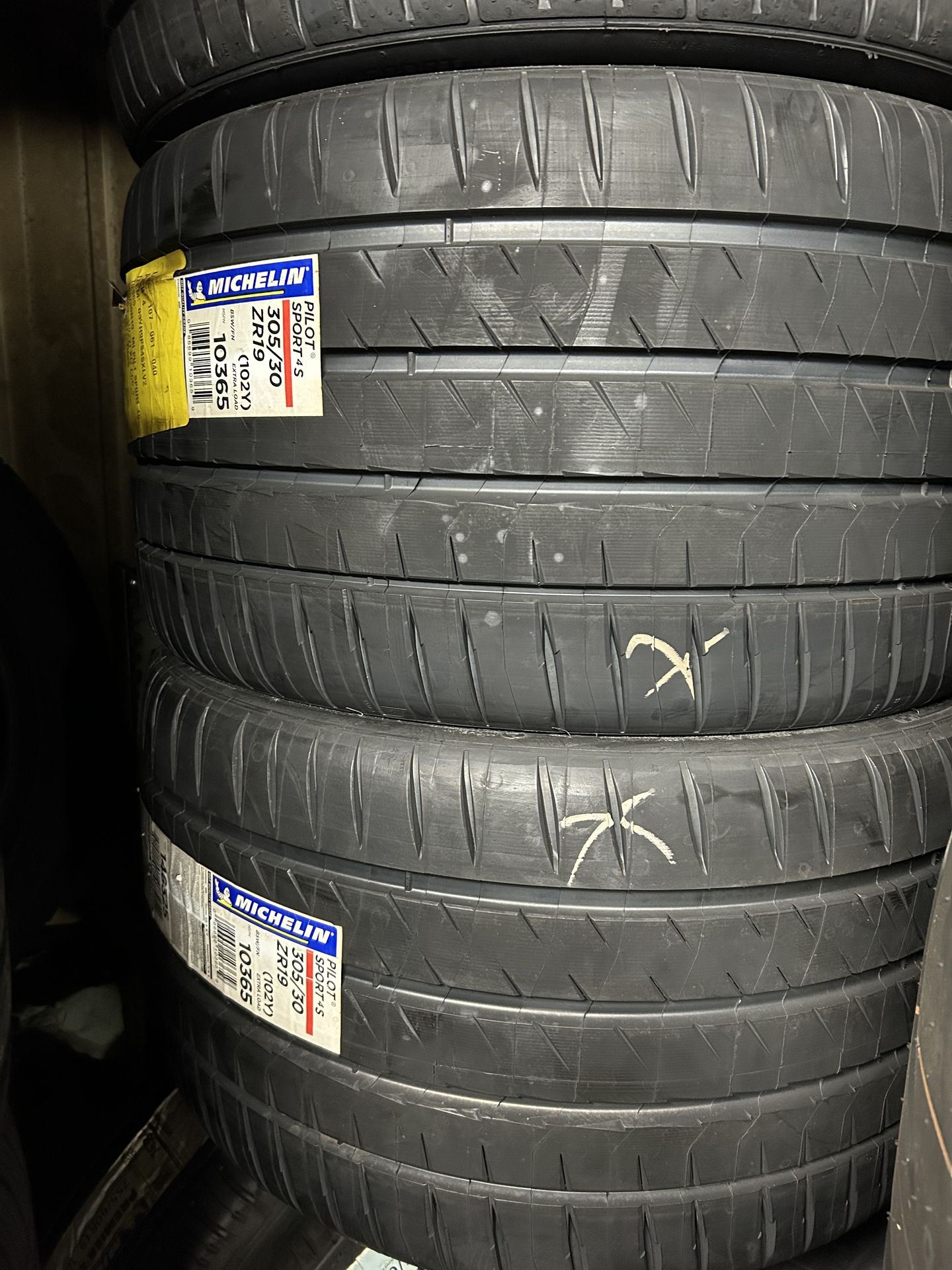 MICHELIN PILOT SPORT 4S 305/30R19/XL price$385 each