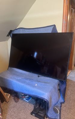 2022 LG 65 INCH TV WITH REMOTE