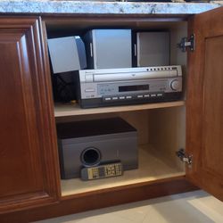 Pioneer Sound Systen With DVD/CD Player