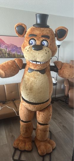 Freddy fazbear animatronic spirit holloween