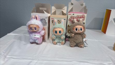 Labubu 3 pack ( paid 250 for all so this a steal )