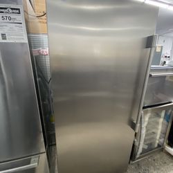 Frigidaire Professional 33” Upright Freezer Stainless Steel
