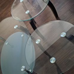 Coffee Table And 2 End Table A Set