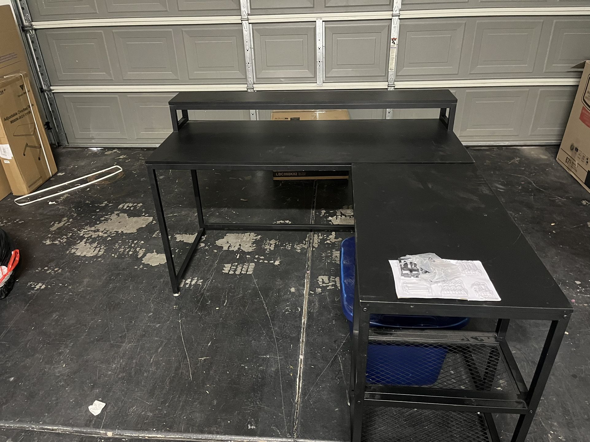 Black L Desk